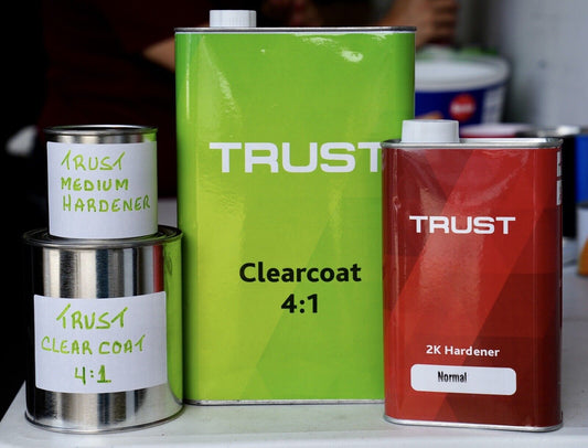 Trust 2K High Gloss 4:1 Automotive Clearcoat Quart Kit Med Hardener